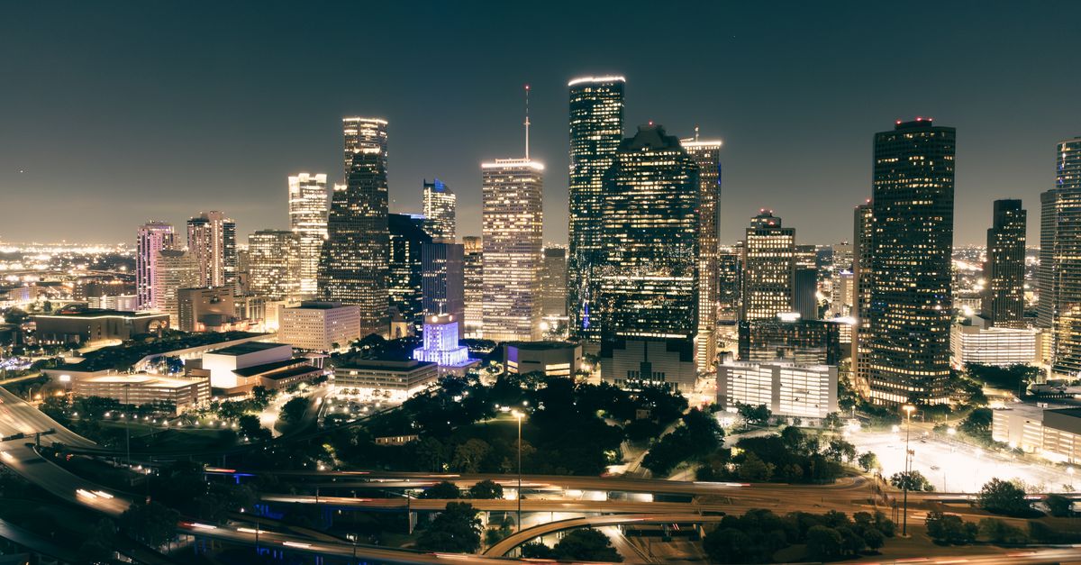 Houston, Texas — remote online notarization with Robin Nunn